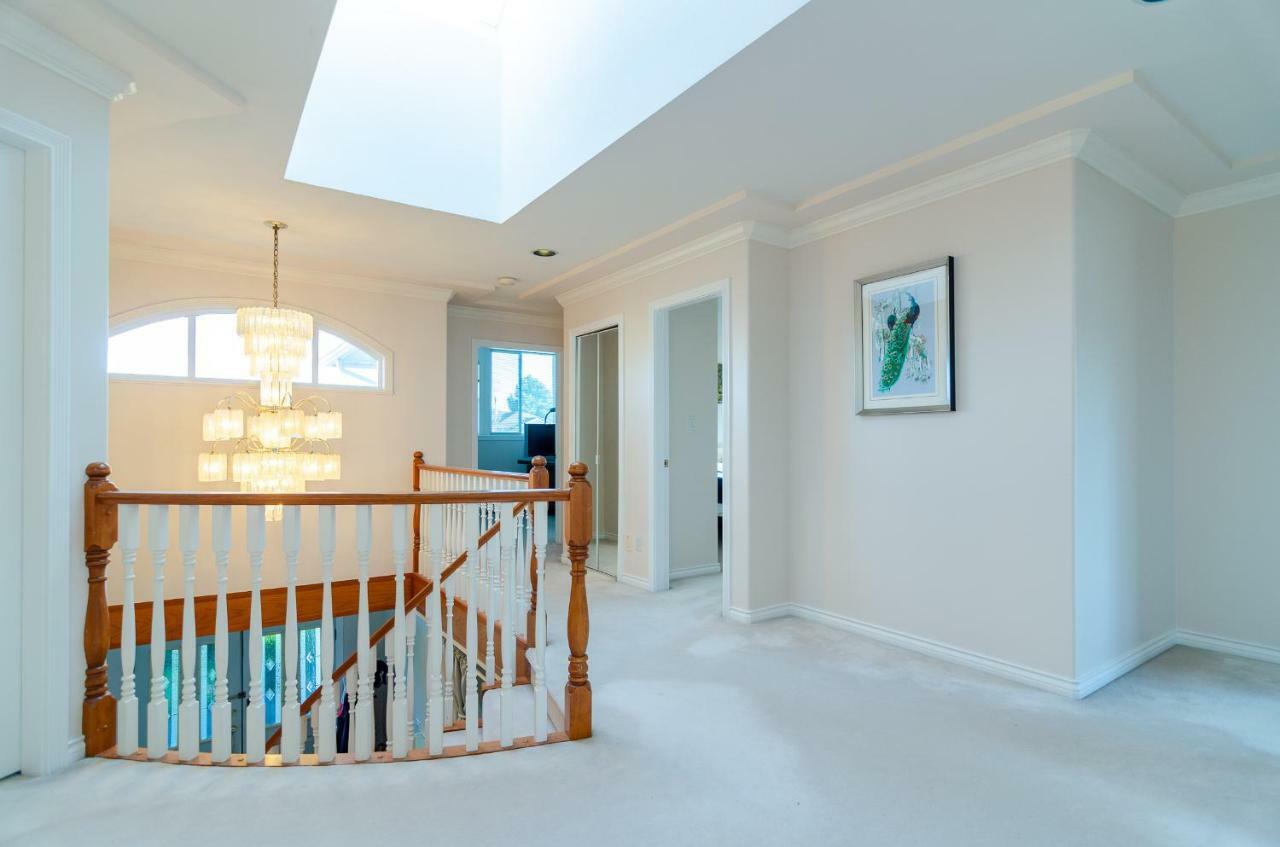 3 Private, Spacious, Bright Rooms In A Gorgeous House ニューウエストミンスター エクステリア 写真